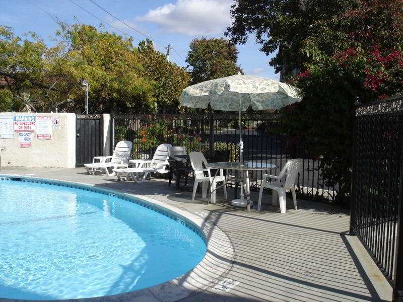 Clarion Inn Silicon Valley San Jose Konforlar fotoğraf